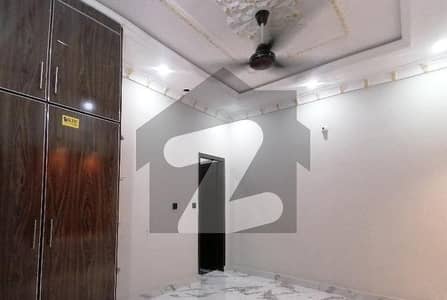 علامہ اقبال ٹاؤن لاہور میں 3 کمروں کا 3 مرلہ مکان 80.0 ہزار میں کرایہ پر دستیاب ہے۔