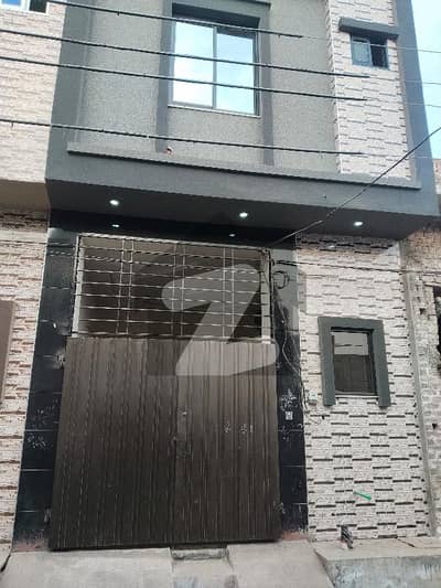 ستیانہ روڈ فیصل آباد میں 2 کمروں کا 2 مرلہ مکان 60.0 لاکھ میں برائے فروخت۔