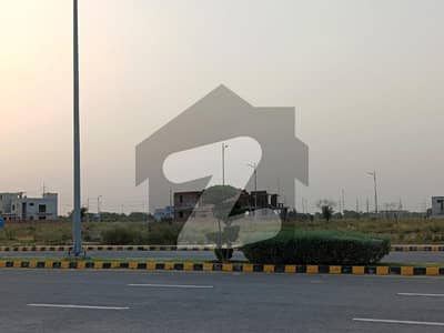 فارمرز فارمز 2 برکی روڈ,کینٹ,لاہور میں 1 کنال رہائشی پلاٹ 62.0 لاکھ میں برائے فروخت۔