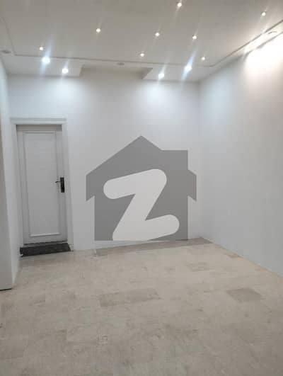 گلشنِ اقبال - بلاک 13 ڈی - 1 گلشنِ اقبال,گلشنِ اقبال ٹاؤن,کراچی میں 1 کنال دفتر 4.5 لاکھ میں کرایہ پر دستیاب ہے۔