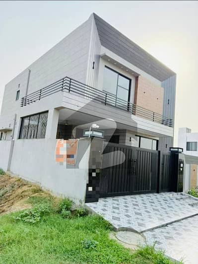 09 Marla Modern House For Sale in Dha Phase 4