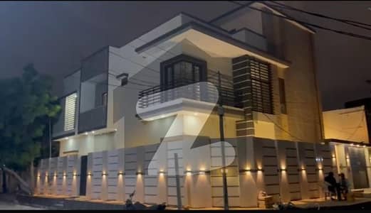 فیڈرل بی ایریا ۔ بلاک 12 فیڈرل بی ایریا,کراچی میں 8 مرلہ مکان 5.5 کروڑ میں برائے فروخت۔