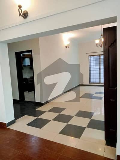 10 Marla Luxury House For Sale In Askari 11 Sector B Near DHA Lahore
