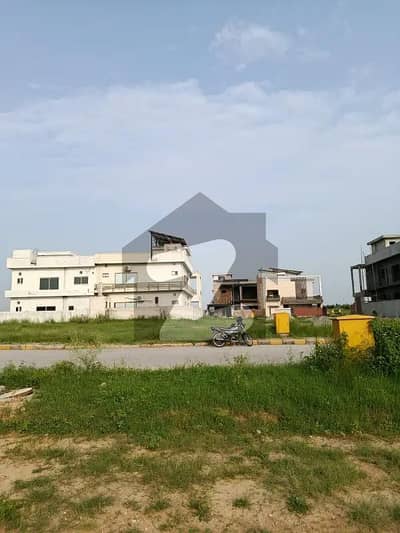 بحریہ ٹاؤن فیز 8 ۔ سیکٹر ایف - 3 بحریہ ٹاؤن فیز 8,بحریہ ٹاؤن راولپنڈی,راولپنڈی میں 10 مرلہ رہائشی پلاٹ 70.0 لاکھ میں برائے فروخت۔