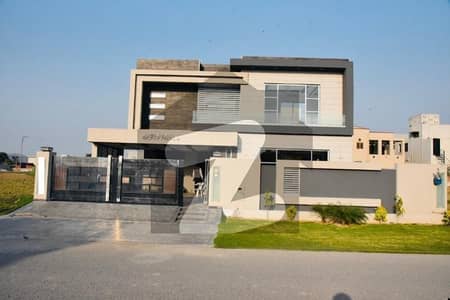 10 MARLA ELEGANT AND FULLY MAINTAINED SUPER HOT LOCATED BUNGALOW IS AVAILABLE IN THE BEST BLOCK OF DHA LAHORE.