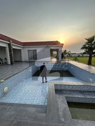 بیدیاں روڈ لاہور میں 2 کمروں کا 6 کنال فارم ہاؤس 15.0 ہزار میں کرایہ پر دستیاب ہے۔