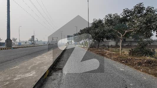 Investor Rate One Kanal Pair X Block Near McDonalds