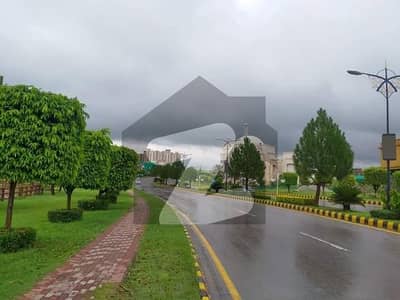 بحریہ انکلیو - سیکٹر ایم بحریہ انکلیو,بحریہ ٹاؤن,اسلام آباد میں 10 مرلہ رہائشی پلاٹ 1.4 کروڑ میں برائے فروخت۔