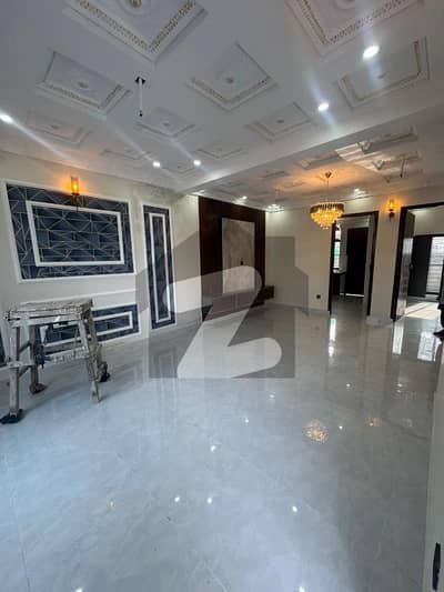 پارک ویو سٹی لاہور میں 3 کمروں کا 10 مرلہ بالائی پورشن 70.0 ہزار میں کرایہ پر دستیاب ہے۔ پارک ویو سٹی لاہور میں 3 کمروں کا 10 مرلہ بالائی پورشن 70.0 ہزار میں کرایہ پر دستیاب ہے۔