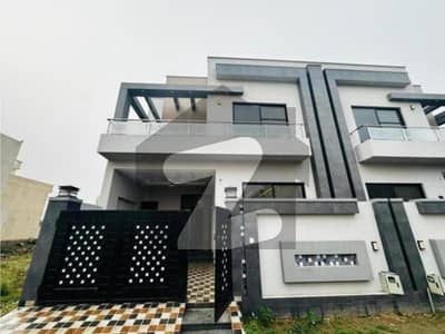 5 Marla Brand New Modern Design House For Sale Paragon City (Imperial 2 Block)!