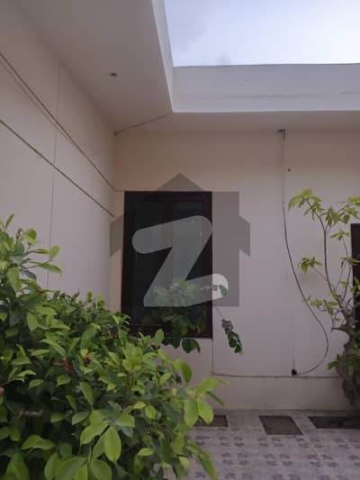 ڈی ایچ اے فیز 5 ڈی ایچ اے ڈیفینس,کراچی میں 5 کمروں کا 2 کنال مکان 6.0 لاکھ میں کرایہ پر دستیاب ہے۔