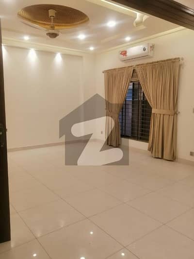 1 Kanal House Available For Rent In Bahria Town Phase 3