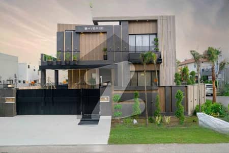 ڈی ایچ اے فیز 4 - بلاک ڈبل سی فیز 4,ڈیفنس (ڈی ایچ اے),لاہور میں 6 کمروں کا 1 کنال مکان 16.95 کروڑ میں برائے فروخت۔