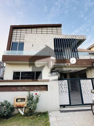 بحریہ ٹاؤن فیز 3 بحریہ ٹاؤن راولپنڈی,راولپنڈی میں 5 کمروں کا 10 مرلہ مکان 4.08 کروڑ میں برائے فروخت۔ بحریہ ٹاؤن فیز 3 بحریہ ٹاؤن راولپنڈی,راولپنڈی میں 5 کمروں کا 10 مرلہ مکان 4.08 کروڑ میں برائے فروخت۔