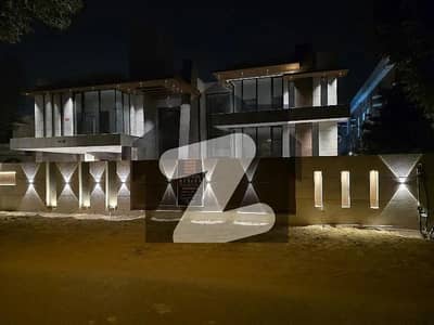 ڈی ایچ اے فیز 3 - بلاک ڈبلیو فیز 3,ڈیفنس (ڈی ایچ اے),لاہور میں 7 کمروں کا 2 کنال مکان 43.0 کروڑ میں برائے فروخت۔ ڈی ایچ اے فیز 3 - بلاک ڈبلیو فیز 3,ڈیفنس (ڈی ایچ اے),لاہور میں 7 کمروں کا 2 کنال مکان 43.0 کروڑ میں برائے فروخت۔