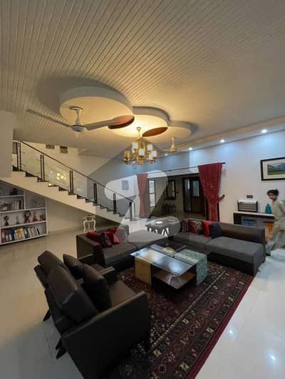 ڈی ایچ اے فیز 6 ڈی ایچ اے ڈیفینس,کراچی میں 5 کمروں کا 1 کنال مکان 13.5 کروڑ میں برائے فروخت۔ ڈی ایچ اے فیز 6 ڈی ایچ اے ڈیفینس,کراچی میں 5 کمروں کا 1 کنال مکان 13.5 کروڑ میں برائے فروخت۔