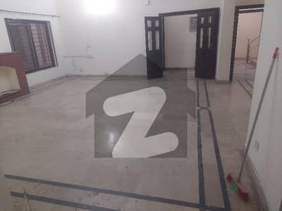 F11/3 BEAUTIFUL 3 BEDROOMS ATTACHED BATH, GROUND PORTION