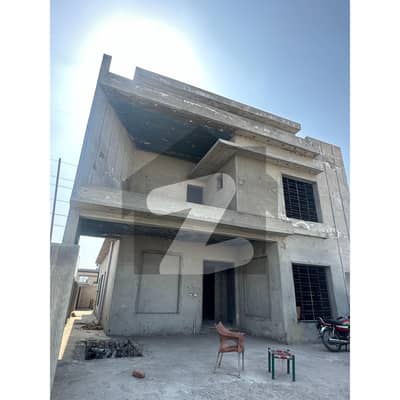 پارک ویو سٹی ۔ پلاٹینم بلاک پارک ویو سٹی,لاہور میں 6 کمروں کا 10 مرلہ مکان 2.15 کروڑ میں برائے فروخت۔