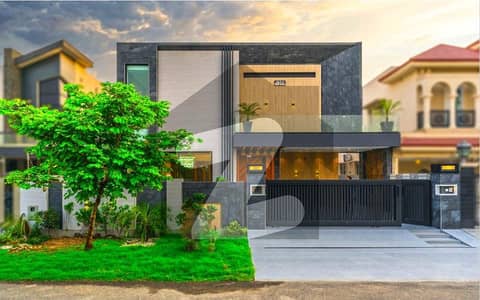 ڈی ایچ اے فیز 5 ڈیفنس (ڈی ایچ اے),لاہور میں 5 کمروں کا 1 کنال مکان 8.75 کروڑ میں برائے فروخت۔