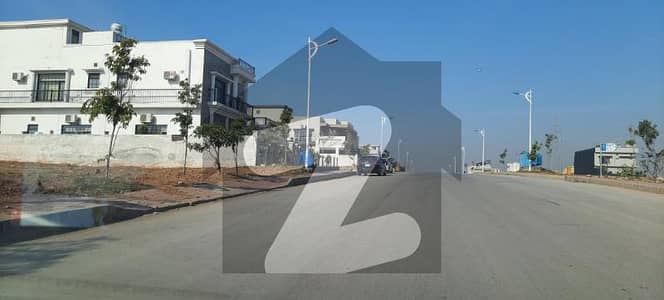 12 MARLA PRIME LOCATION SOLID LAND PLOT FOR SALE