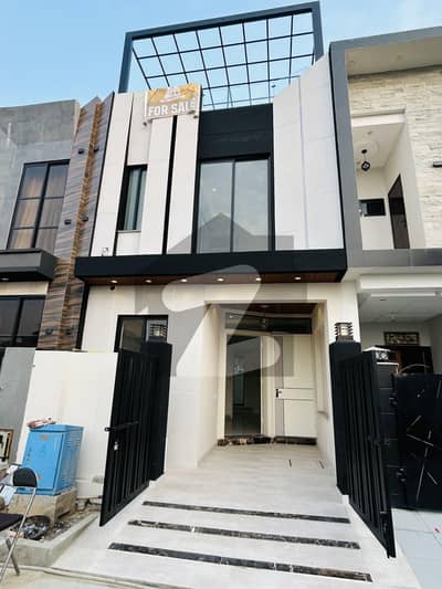 الکبیر ٹاؤن - فیز 2 الکبیر ٹاؤن,رائیونڈ روڈ,لاہور میں 4 کمروں کا 3 مرلہ مکان 1.5 کروڑ میں برائے فروخت۔