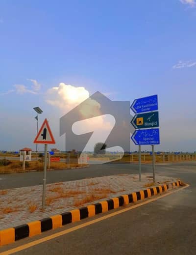 ایل ڈی اے سٹی فیز 1 ۔ بلاک اے ایل ڈی اے سٹی فیز 1 - جناح سیکٹر,ایل ڈی اے سٹی فیز 1,ایل ڈی اے سٹی,ایل ڈی اے روڈ,لاہور میں 1 کنال رہائشی پلاٹ 95.0 لاکھ میں برائے فروخت۔ ایل ڈی اے سٹی فیز 1 ۔ بلاک اے ایل ڈی اے سٹی فیز 1 - جناح سیکٹر,ایل ڈی اے سٹی فیز 1,ایل ڈی اے سٹی,ایل ڈی اے روڈ,لاہور میں 1 کنال رہائشی پلاٹ 95.0 لاکھ میں برائے فروخت۔