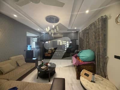 ڈی ایچ اے فیز 6 - بلاک سی فیز 6,ڈیفنس (ڈی ایچ اے),لاہور میں 5 کمروں کا 1 کنال مکان 11.0 کروڑ میں برائے فروخت۔ ڈی ایچ اے فیز 6 - بلاک سی فیز 6,ڈیفنس (ڈی ایچ اے),لاہور میں 5 کمروں کا 1 کنال مکان 11.0 کروڑ میں برائے فروخت۔