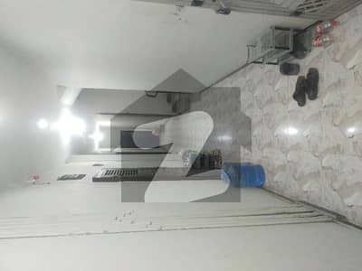 گلشنِ اقبال گلشنِ اقبال ٹاؤن,کراچی میں 2 کمروں کا 3 مرلہ فلیٹ 85.5 لاکھ میں برائے فروخت۔