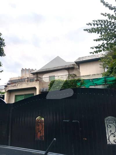 2 Kanal Used Modern Design Most Beautiful Bungalow For Sale At Prime Location Of Dha Lahore Near To Park Masjid & Commercial Market .