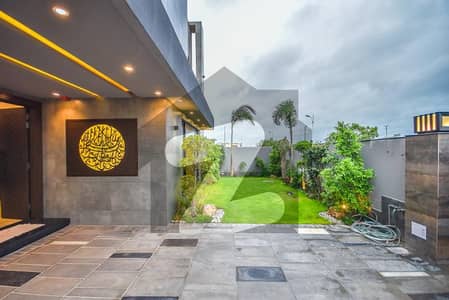 1 KANAL OWNER BULIT HOUSE FOR SALE DOUBLE UNIT NEW YEAR DEAL OWNER NEEDY