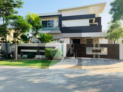 ڈی ایچ اے فیز 1 ڈیفنس (ڈی ایچ اے),لاہور میں 5 کمروں کا 1 کنال مکان 7.65 کروڑ میں برائے فروخت۔