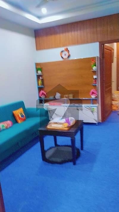 گلبرگ بزنس اسکوائر گلبرگ,اسلام آباد میں 1 کمرے کا 2 مرلہ فلیٹ 72.0 لاکھ میں برائے فروخت۔