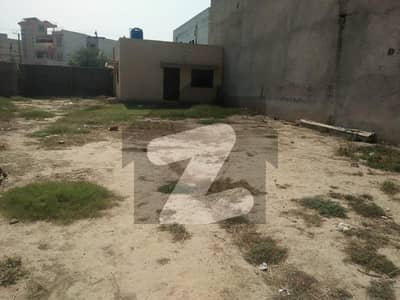 1 Kanal Commercial Plot for Sale in Main Boulevard PIA Society Lahore