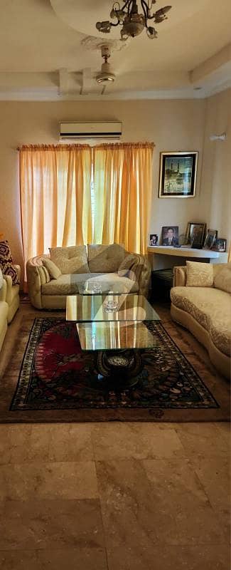 1 kanal Residential House For Sale DHA Phase 5 E block Near 70 ft Rd, Mosque and Park