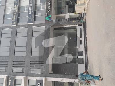 4 marla 1st floor with lifet