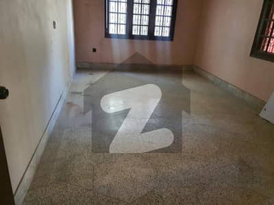 نارتھ ناظم آباد ۔ بلاک اے نارتھ ناظم آباد,کراچی میں 3 کمروں کا 16 مرلہ بالائی پورشن 1.5 لاکھ میں کرایہ پر دستیاب ہے۔