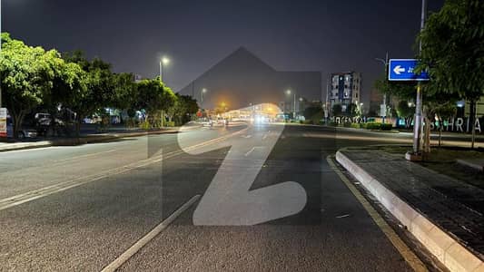 BUILDER LOCATION PLOT NO 605 FOR SALE IN OLC-A BLOCK-BAHRIA ORCHARD.