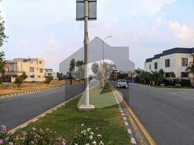 6.3 Marla Corner Hot Location Plot Near To Park Near To Lake City Mall & Commercials Available For Sale