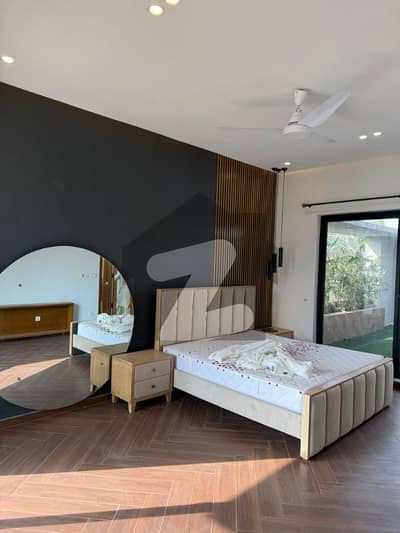 ایف ۔ 7 اسلام آباد میں 5 کمروں کا 1 کنال مکان 8.5 لاکھ میں کرایہ پر دستیاب ہے۔