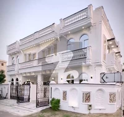 5 MARLA SPANISH CORNER HOUSE FOR SALE | PRIME LOCATION| NEAR TO PARK | URGENT FOR SALE