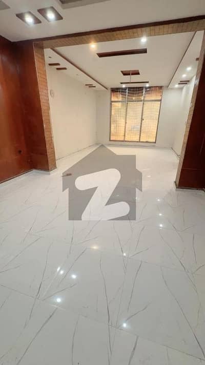 گارڈن ٹاؤن لاہور میں 5 کمروں کا 1 کنال مکان 2.6 لاکھ میں کرایہ پر دستیاب ہے۔