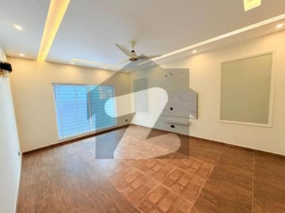 1 Kanal Hot Location Full House For Rent In DHA Phase 6