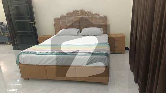 Furnished luxury Apartment 3 Bed Tvl 24/7 Lift Huge Parking In Basement Location Gourmet Employee Housing Society A1