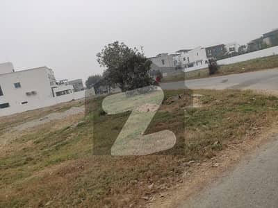 ڈی ایچ اے فیز9 پریزم - بلاک جی ڈی ایچ اے فیز9 پریزم,ڈی ایچ اے ڈیفینس,لاہور میں 1 کنال رہائشی پلاٹ 2.75 کروڑ میں برائے فروخت۔