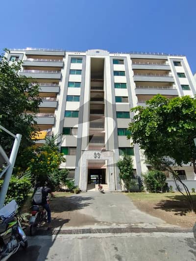 عسکری 11 عسکری,لاہور میں 4 کمروں کا 12 مرلہ فلیٹ 3.36 کروڑ میں برائے فروخت۔