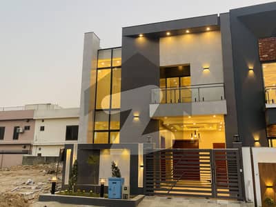 5 Marla Double Height House for Sale Block C1, Multi Gardens B-17 | Ready to Move In