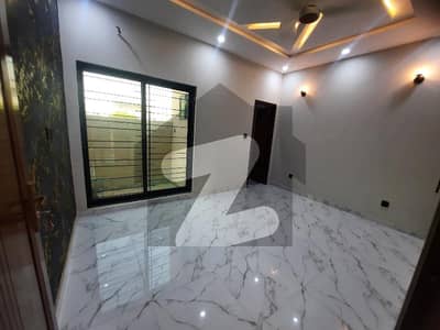 5 Marla Lower Portion Available For Rent In Palm City