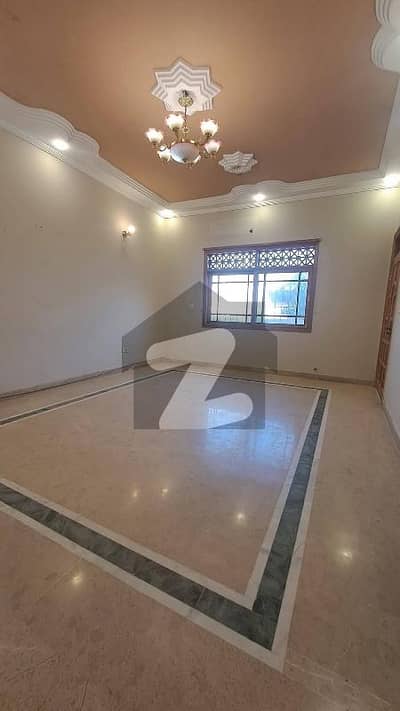 گلستانِِ جوہر ۔ بلاک 3 گلستانِ جوہر,کراچی میں 3 کمروں کا 10 مرلہ زیریں پورشن 83.0 ہزار میں کرایہ پر دستیاب ہے۔