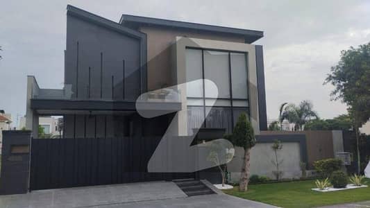 ڈی ایچ اے فیز 7 ڈیفنس (ڈی ایچ اے),لاہور میں 5 کمروں کا 1 کنال مکان 9.75 کروڑ میں برائے فروخت۔