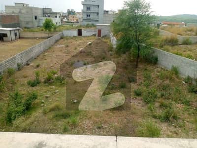 اڈیالہ روڈ راولپنڈی میں 1 کنال کمرشل پلاٹ 5.4 کروڑ میں برائے فروخت۔